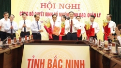 Bắc Ninh công bố quyết định bổ nhiệm lãnh đạo sở, ban, ngành, kiện toàn bộ máy sau sáp nhập