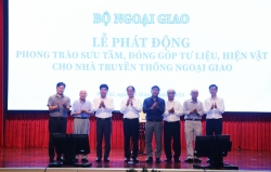 Bộ Ngoại giao phát động phong trào sưu tầm, đóng gói tư liệu, hiện vật cho Nhà truyền thống