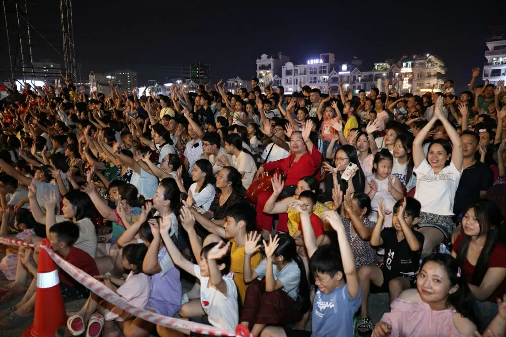 Chương trình nghệ thuật chào mừng thành lập tỉnh Bắc Ninh mới: Vững tin hội nhập và phát triển Chương trình nghệ thuật chào mừng thành lập tỉnh Bắc Ninh mới: Vững tin hội nhập và phát triển