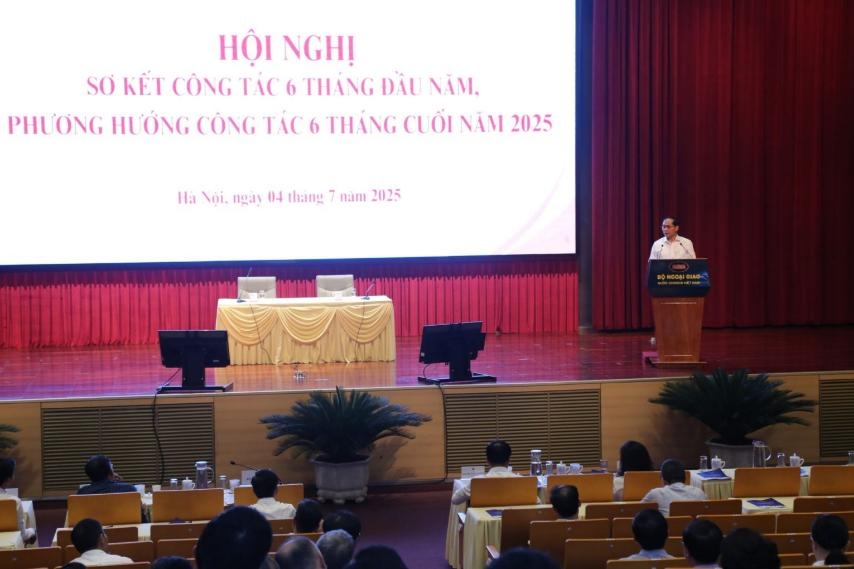 Bộ Ngoại giao tổ chức Hội nghị Sơ kết công tác 6 tháng đầu năm và phương hướng nhiệm vụ 6 tháng cuối năm