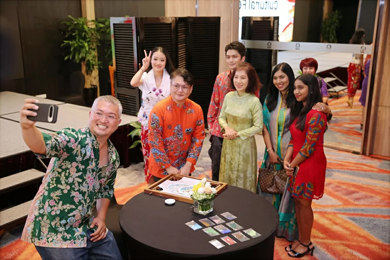 Ẩm thực và văn hóa: Cầu nối vô hình nhưng bền chặt giữa Việt Nam, Singapore và ASEAN Ẩm thực và văn hóa: Cầu nối vô hình nhưng bền chặt giữa Việt Nam, Singapore và ASEAN