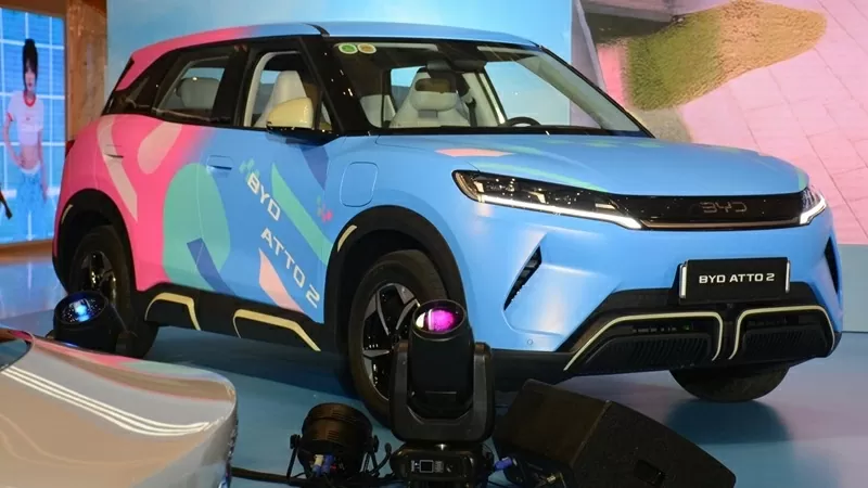 Ngoại hình của Atto 2 gây ấn tượng với thiết kế thể thao và hiện đại