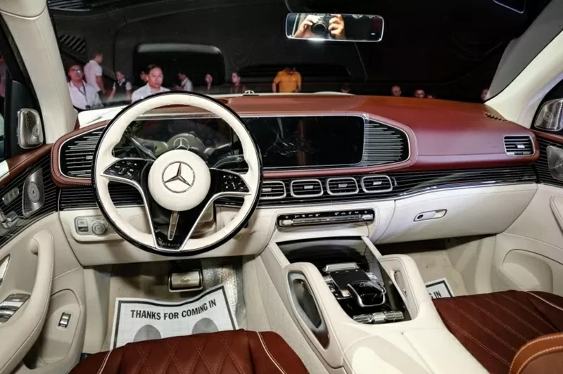 Cận cảnh Mercedes-Maybach GLS 600 2025 vừa ra mắt tại Việt Nam, giá 12,379 tỷ đồng
