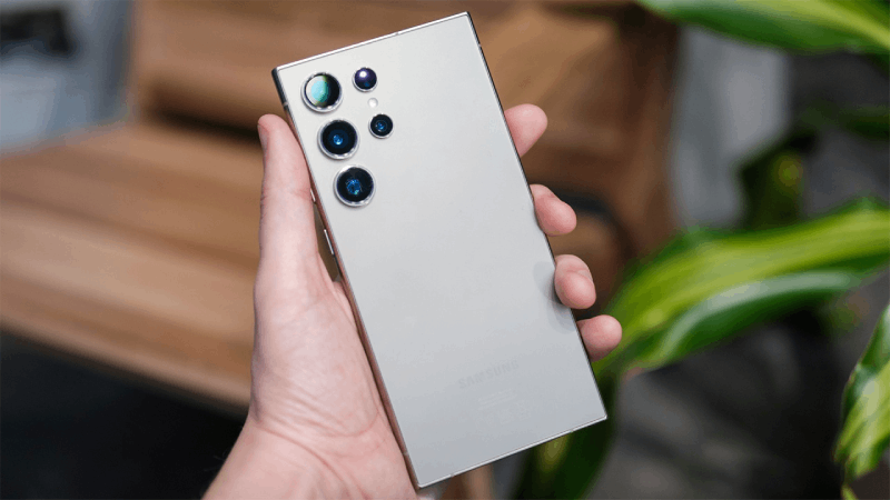 Lỗi nhấp nháy trên camera góc siêu rộng của Galaxy S25 Ultra có thể bắt nguồn từ phần cứng. 