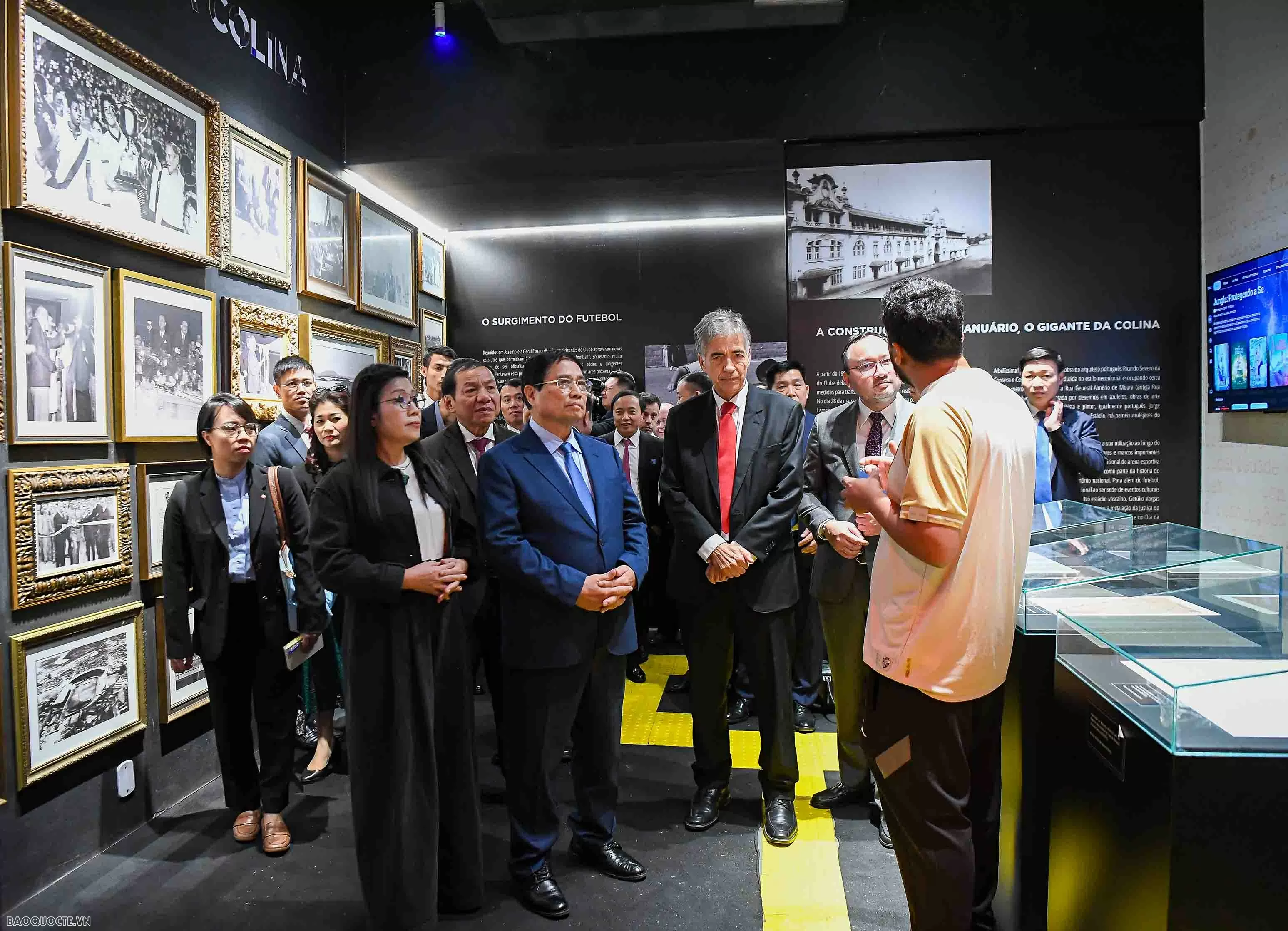 Thủ tướng Phạm Minh Chính và Phu nhân thăm Câu lạc bộ bóng đá Vasco da Gama, Brazil Thủ tướng Phạm Minh Chính và Phu nhân thăm Câu lạc bộ bóng đá Vasco da Gama, Brazil