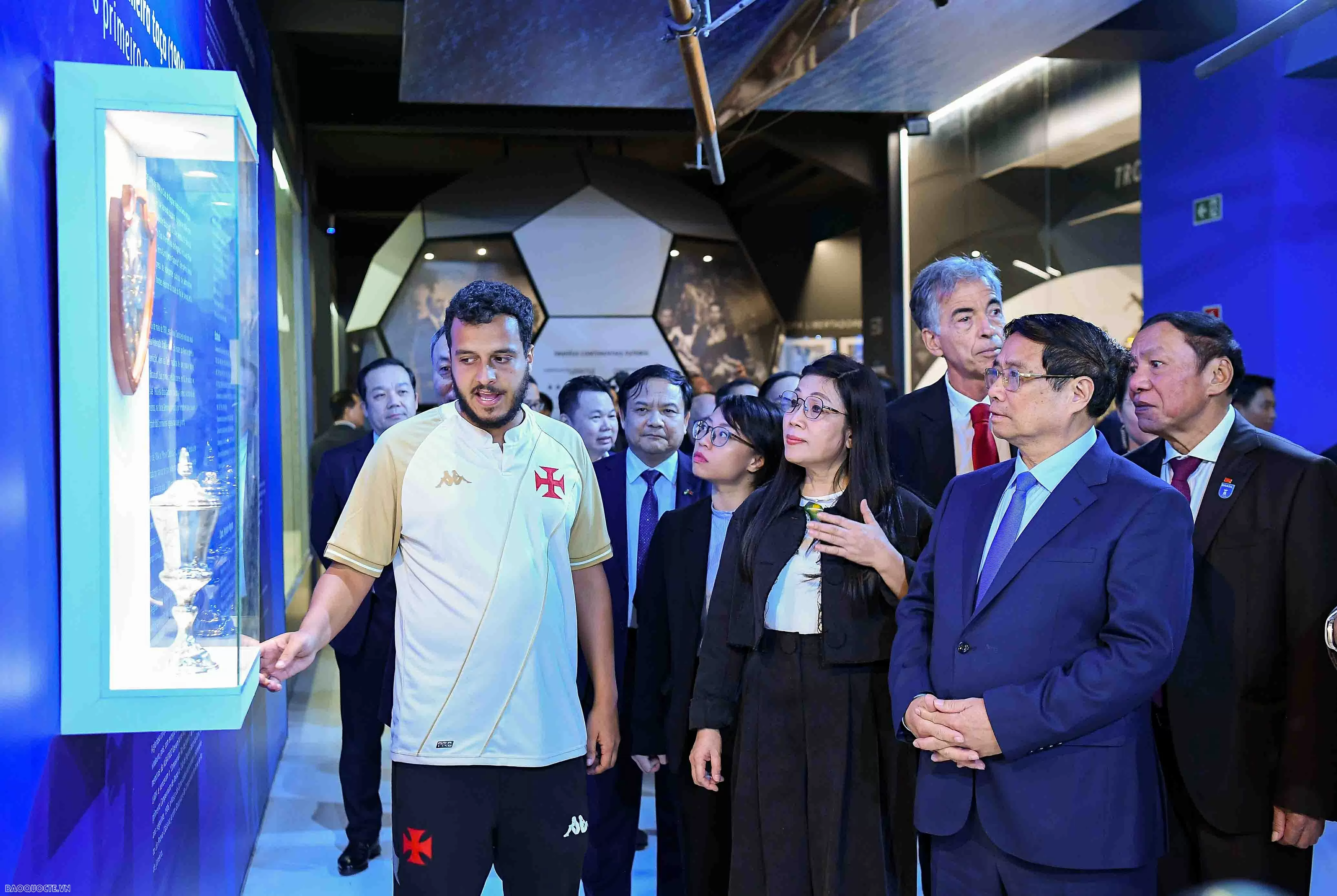 Thủ tướng Phạm Minh Chính và Phu nhân thăm Câu lạc bộ bóng đá Vasco da Gama, Brazil