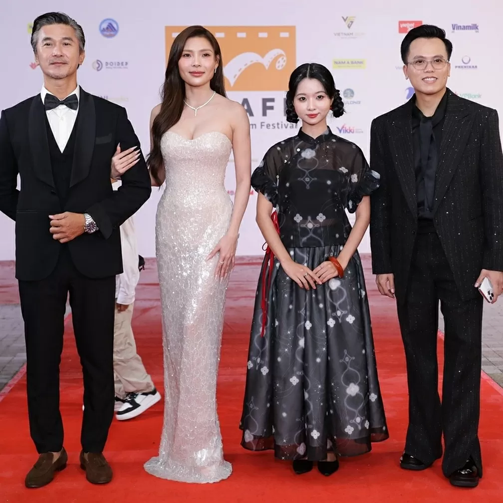 Dàn sao rạng rỡ trên thảm đỏ bế mạc Liên hoan phim châu Á - Đà Nẵng 2025
