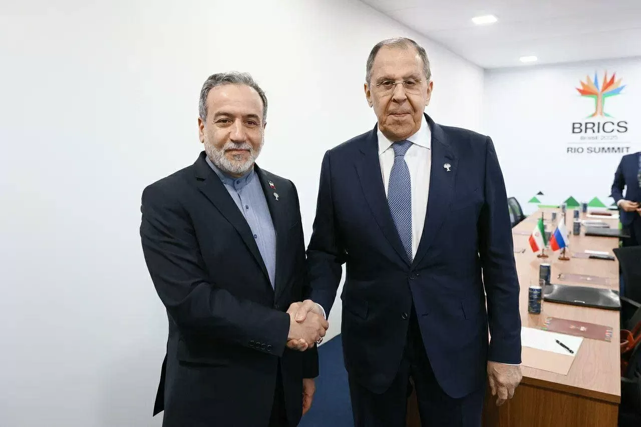 Nga đề xuất giúp giải quyết các vấn đề về chương trình hạt nhân Iran Nga đề xuất giúp giải quyết các vấn đề về chương trình hạt nhân Iran