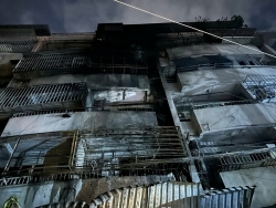 TP. Hồ Chí Minh: Hiện trường tan hoang sau cháy chung cư làm 8 người tử vong