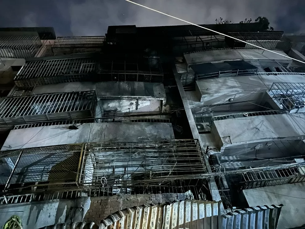 TP. Hồ Chí Minh: Hiện trường tan hoang sau cháy chung cư làm 8 người tử vong TP. Hồ Chí Minh: Hiện trường tan hoang sau cháy chung cư làm 8 người tử vong