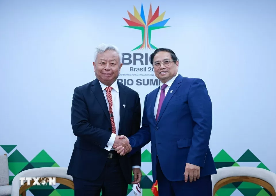 Thủ tướng đề nghị AIIB hỗ trợ Việt Nam huy động nguồn lực thực hiện các dự án lớn AIIB khẳng định hỗ trợ Việt Nam huy động nguồn lực phát triển cơ sở hạ tầng trọng điểm