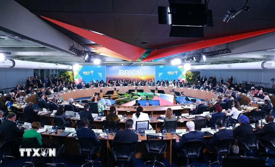 Việt Nam sẵn sàng đóng góp làm sống động hợp tác đa phương, thúc đẩy đoàn kết, hợp tác quốc tế vì một thế giới công bằng và bền vững hơn Việt Nam sẵn sàng đóng góp làm sống động hợp tác đa phương, thúc đẩy đoàn kết, hợp tác quốc tế vì một thế giới công bằng và bền vững hơn