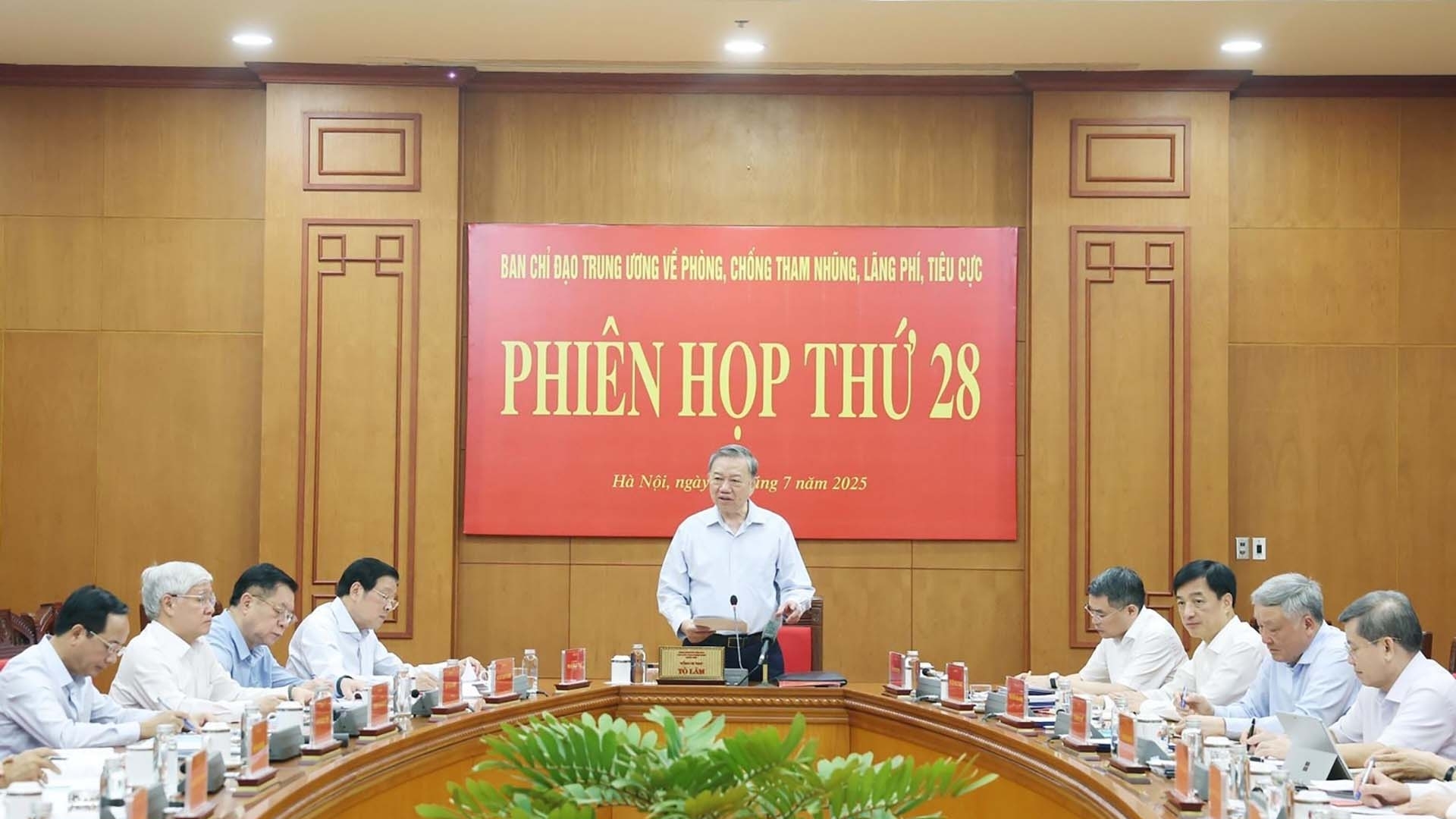 Kịp thời phát hiện, xử lý các sai phạm liên quan đến sắp xếp tổ chức bộ máy