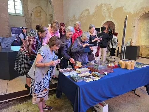 Mở không gian Hoàng thành Thăng Long và khu di tích Cổ Loa tại Pháp