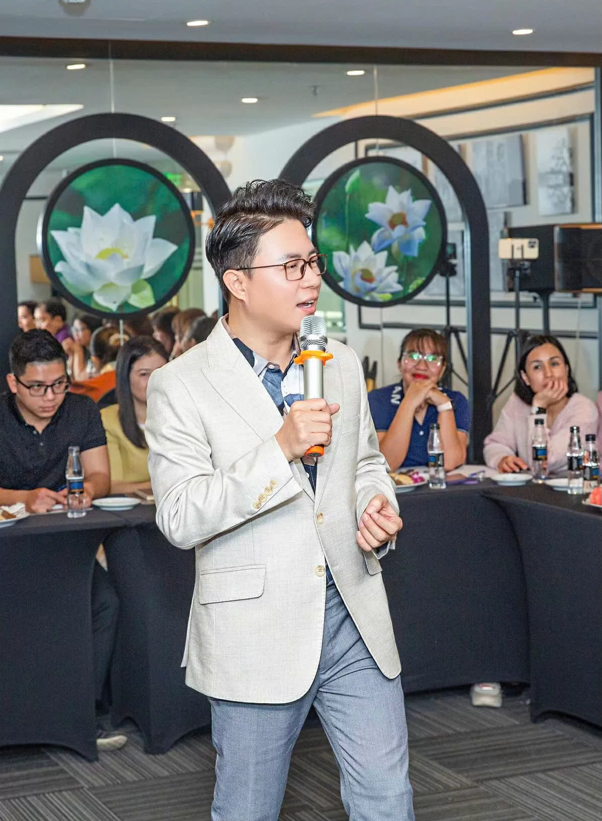 TS. Trịnh Lê Anh: TS. Trịnh Lê Anh: