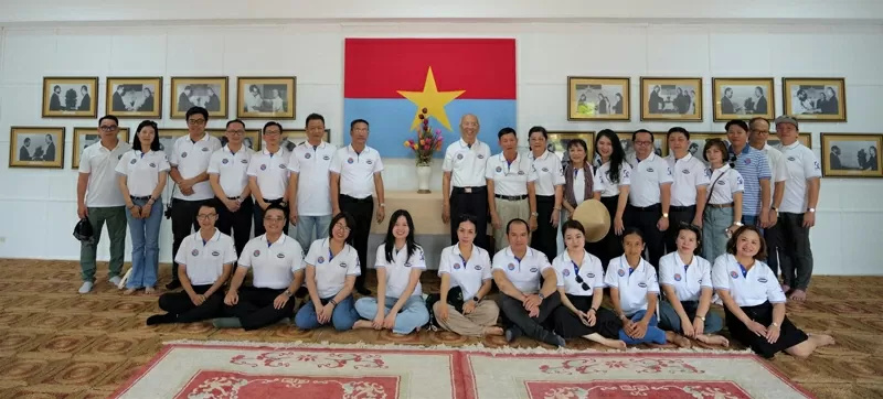 Sở Ngoại vụ Thành phố Hồ Chí Minh - Hành trình 'Uống nước nhớ nguồn' tại Quảng Trị Sở Ngoại vụ Thành phố Hồ Chí Minh - Hành trình 'Uống nước nhớ nguồn' tại Quảng Trị