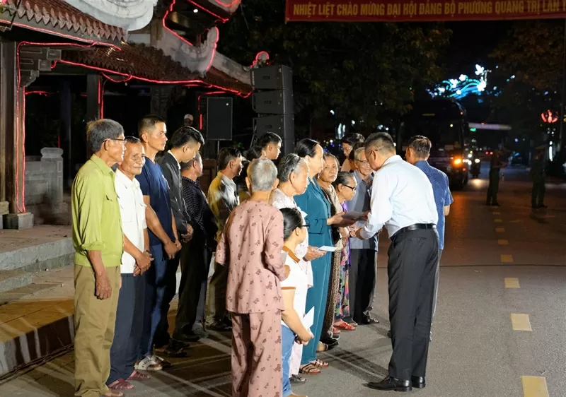 Sở Ngoại vụ Thành phố Hồ Chí Minh - Hành trình 'Uống nước nhớ nguồn' tại Quảng Trị Sở Ngoại vụ Thành phố Hồ Chí Minh - Hành trình 'Uống nước nhớ nguồn' tại Quảng Trị
