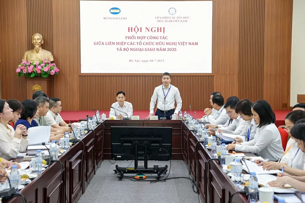 Bộ Ngoại giao và Liên hiệp các tổ chức hữu nghị Việt Nam phối hợp công tác trong tình hình mới