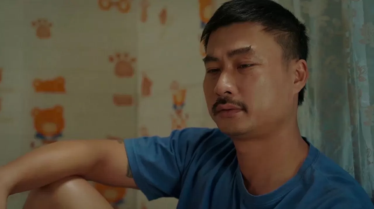 Dịu dàng màu nắng tập 28: Lan Anh bị bồ cũ làm phiền