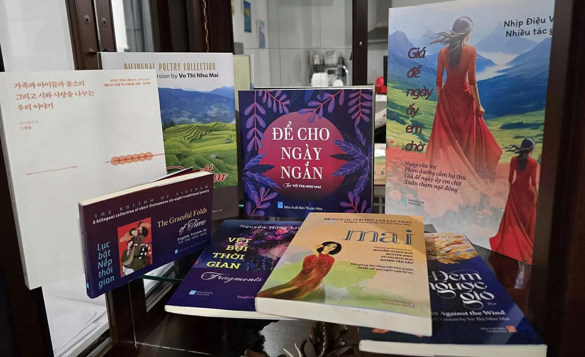 Bắc nhịp cầu văn học Việt Nam ra thế giới