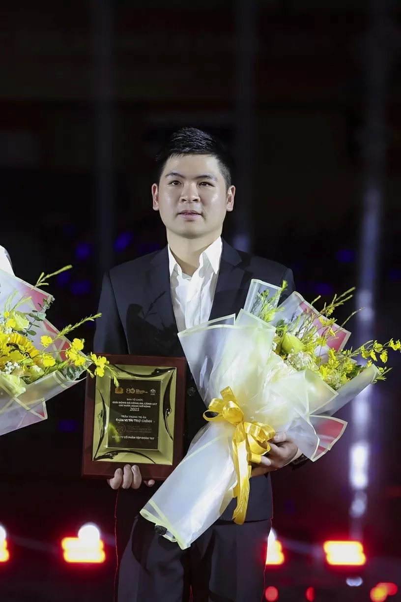 Hoa hậu Đỗ Mỹ Linh