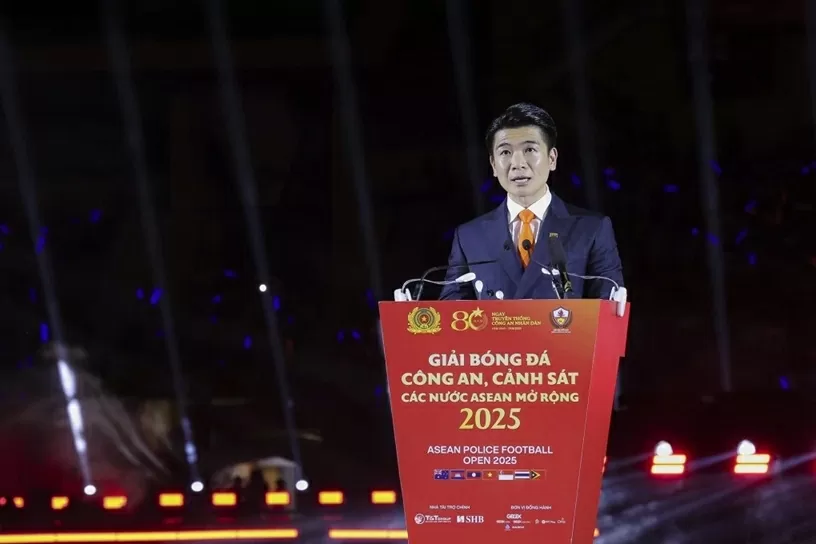 Hoa hậu Đỗ Mỹ Linh
