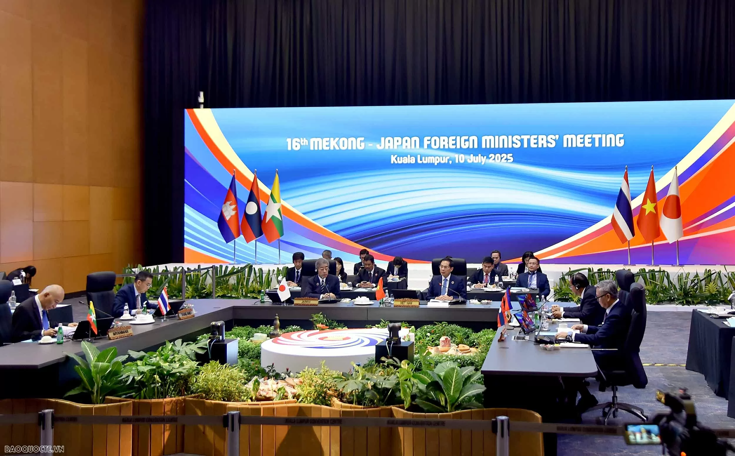 Phó Thủ tướng, Bộ trưởng Ngoại giao Bùi Thanh Sơn đồng chủ trì Hội nghị Bộ trưởng Ngoại giao hợp tác Mê Công – Nhật Bản lần thứ 16 Tạo xung lực mới cho quan hệ đối tác Mekong – Nhật Bản