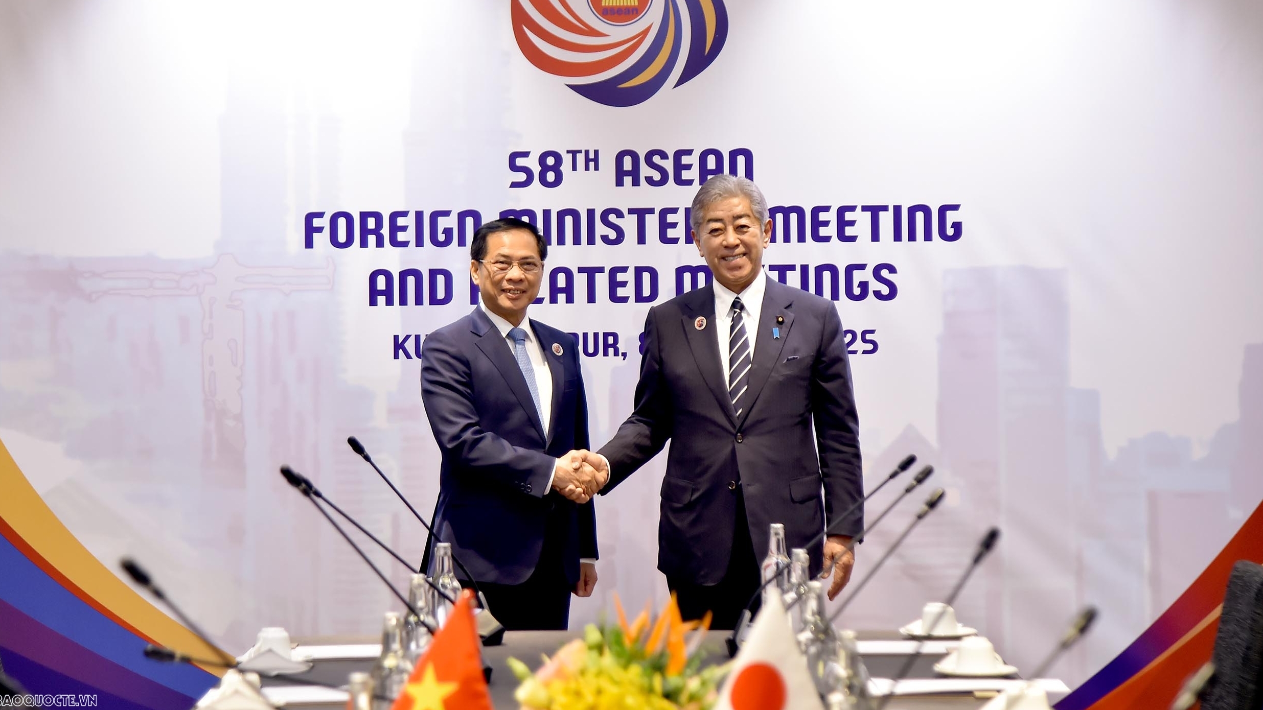 Phó Thủ tướng, Bộ trưởng Bùi Thanh Sơn tiếp xúc song phương trong khuôn khổ AMM-58