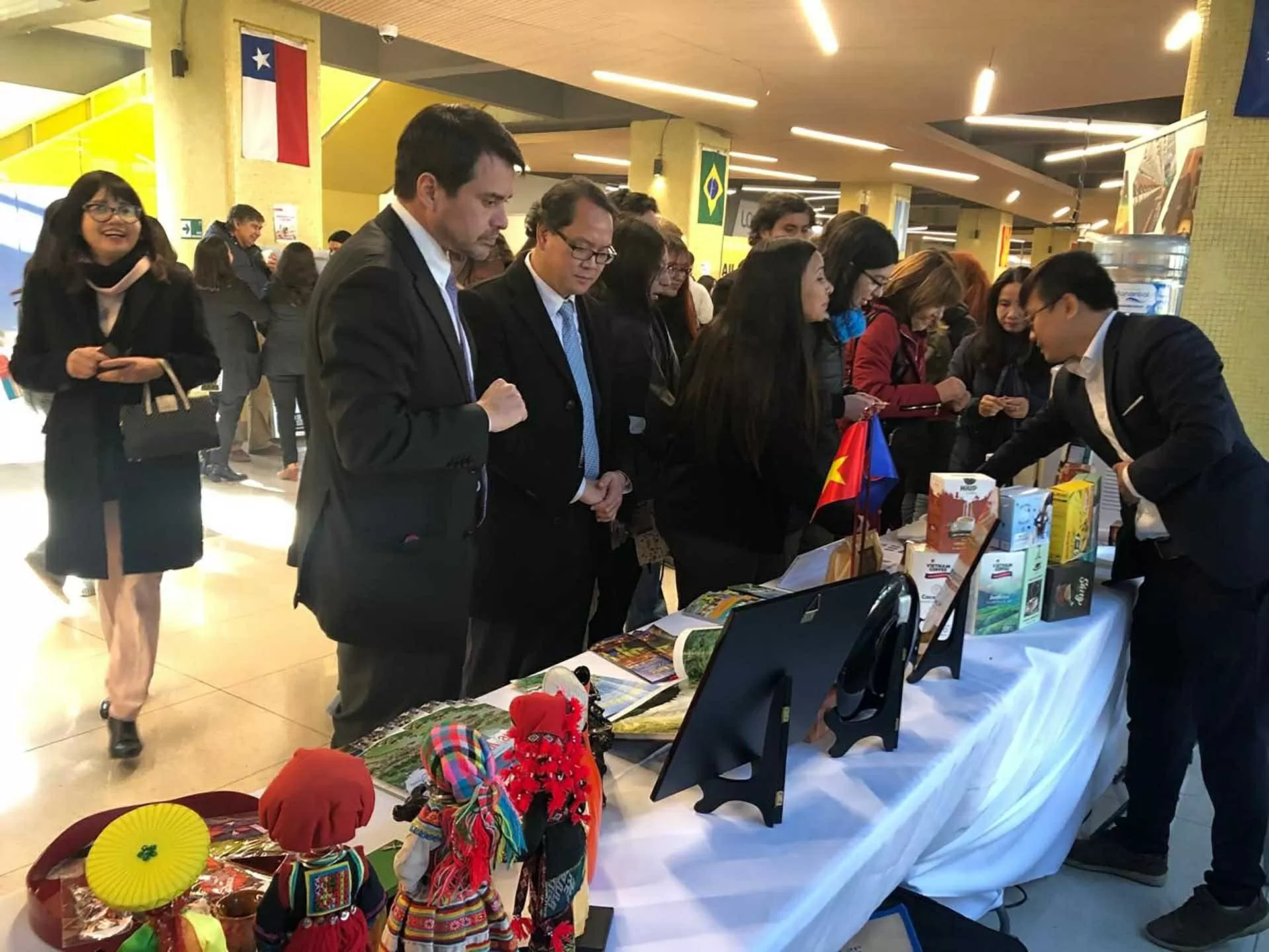 Ủy ban ASEAN tại Santiago khẳng định vai trò trong thúc đẩy quan hệ Đông Nam Á-Chile Ủy ban ASEAN tại Santiago khẳng định vai trò trong thúc đẩy quan hệ Đông Nam Á-Chile