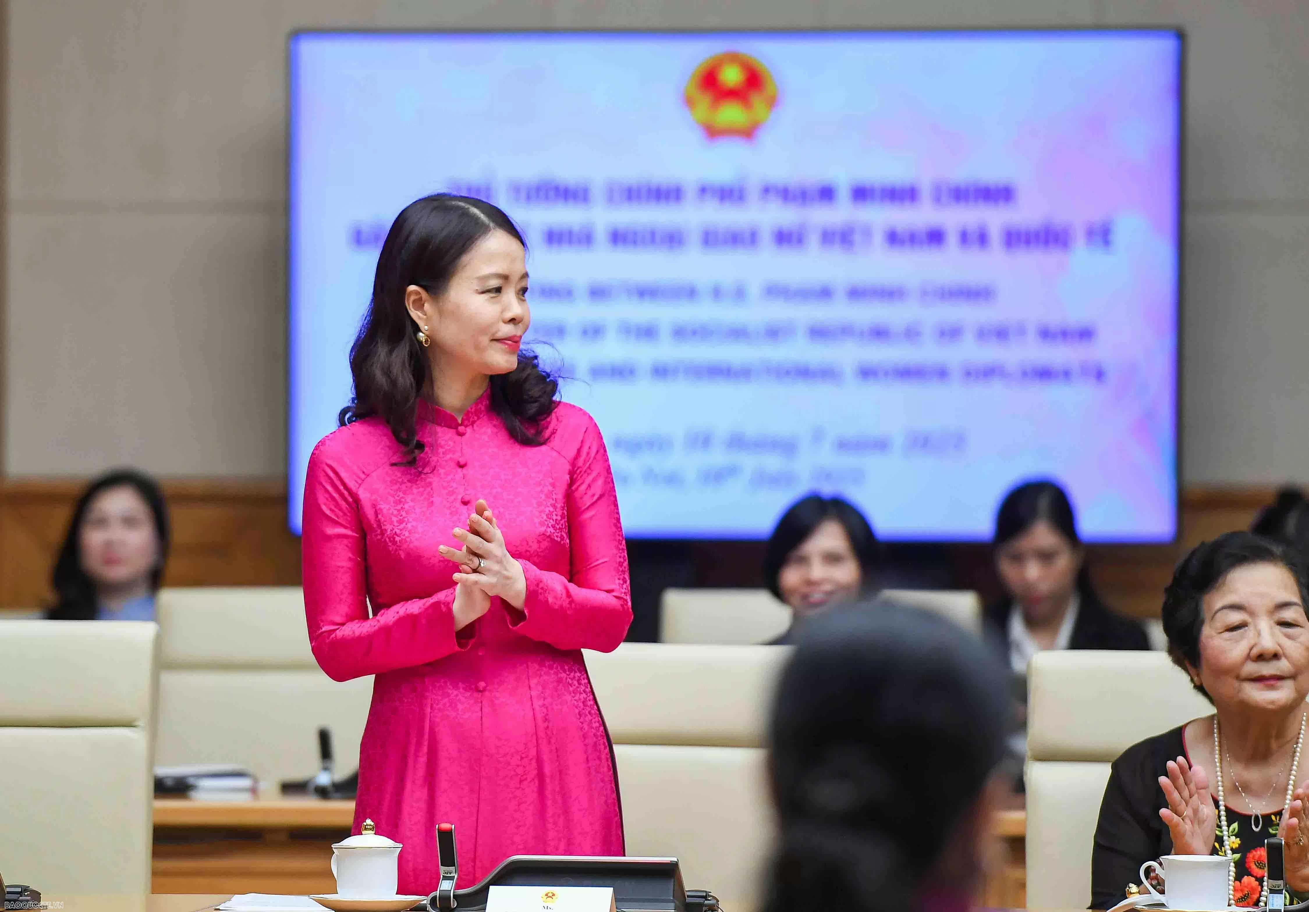 Các nhà ngoại giao nữ: Những nhân tố đặc biệt trong thực hiện khát vọng của nhân loại Các nhà ngoại giao nữ: Những nhân tố đặc biệt trong thực hiện khát vọng của nhân loại