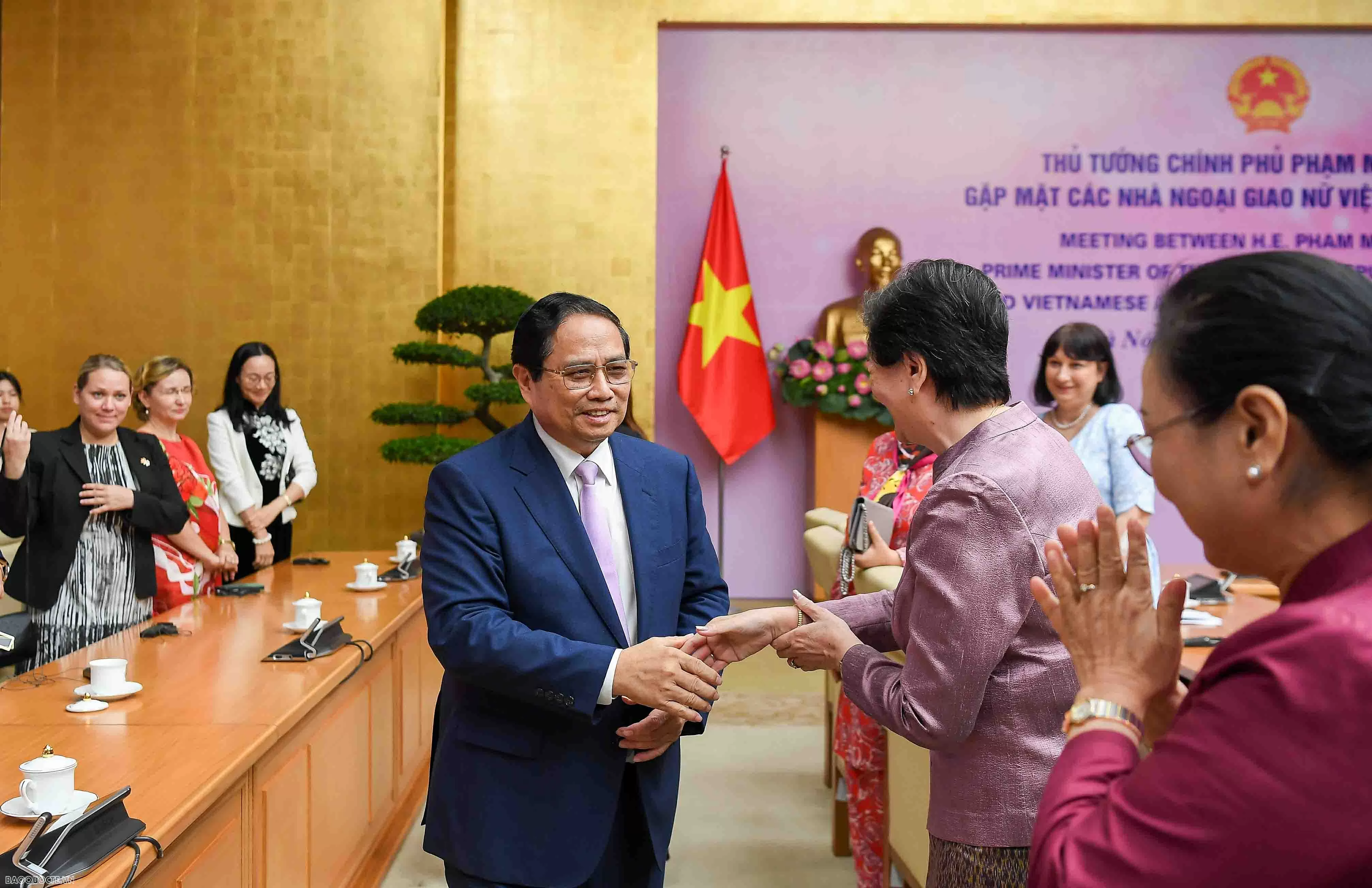Các nhà ngoại giao nữ: Những nhân tố đặc biệt trong thực hiện khát vọng của nhân loại Các nhà ngoại giao nữ: Những nhân tố đặc biệt trong thực hiện khát vọng của nhân loại