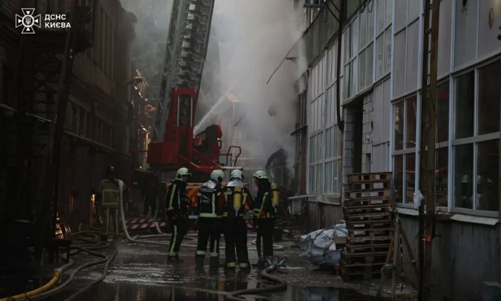 Xung đột Ukraine: Chiến thuật mới của Nga, Đại sứ quán Vatican bị hư hại, Mỹ lần đầu họp cùng liên minh ủng hộ Kiev