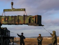 Mỹ tiết lộ về việc bán vũ khí cho Ukraine, bật mí danh tính 'đại gia' chi trả đơn hàng