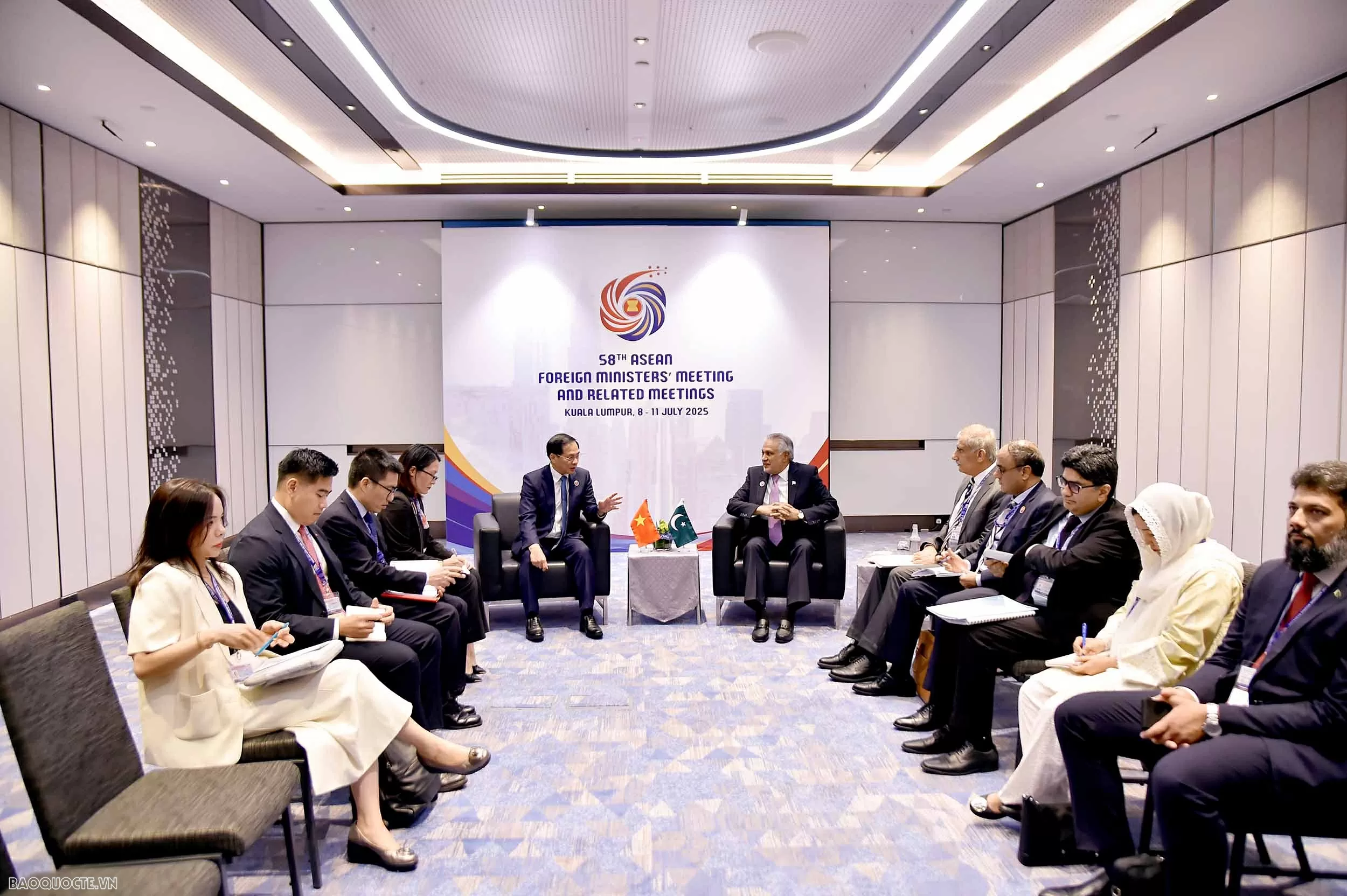 Việt Nam Pakistan tăng cường hợp tác song phương nhân AMM 58.