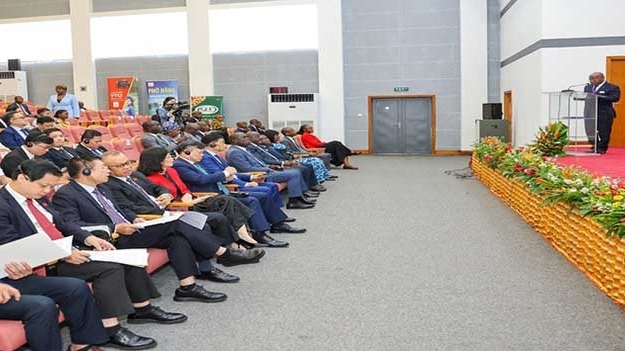 Việt Nam thúc đẩy hợp tác nhiều mặt với Bờ Biển Ngà