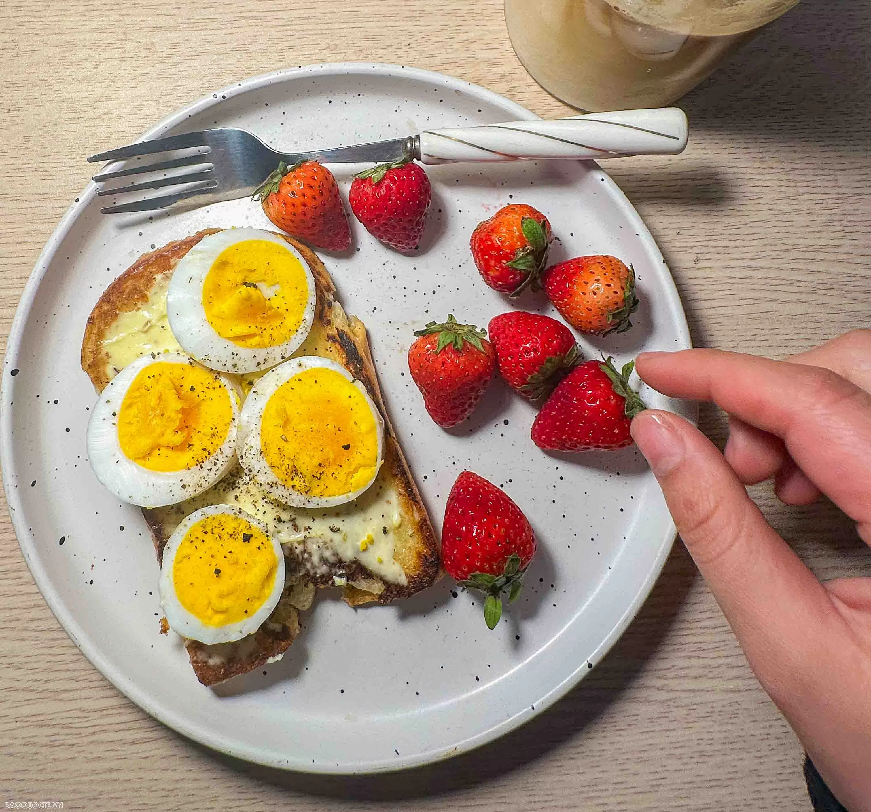 Nên ăn bao nhiêu quả trứng mỗi ngày?