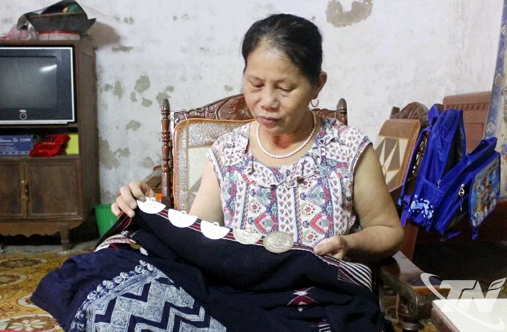 Gìn giữ trang phục truyền thống dân tộc Dao Tiền ở Bản Bung, Thái Nguyên