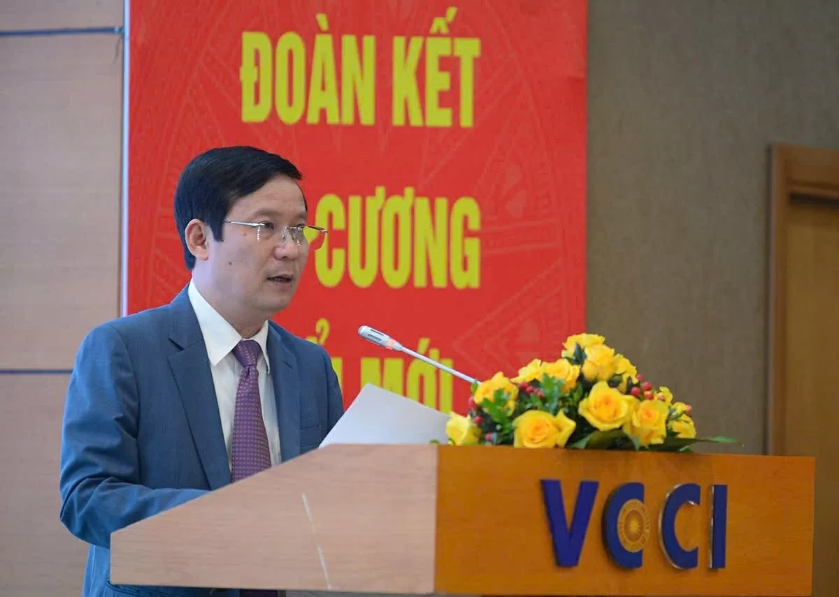 Logistics xanh - Sức bật trong biến động Logistics xanh - Sức bật trong biến động