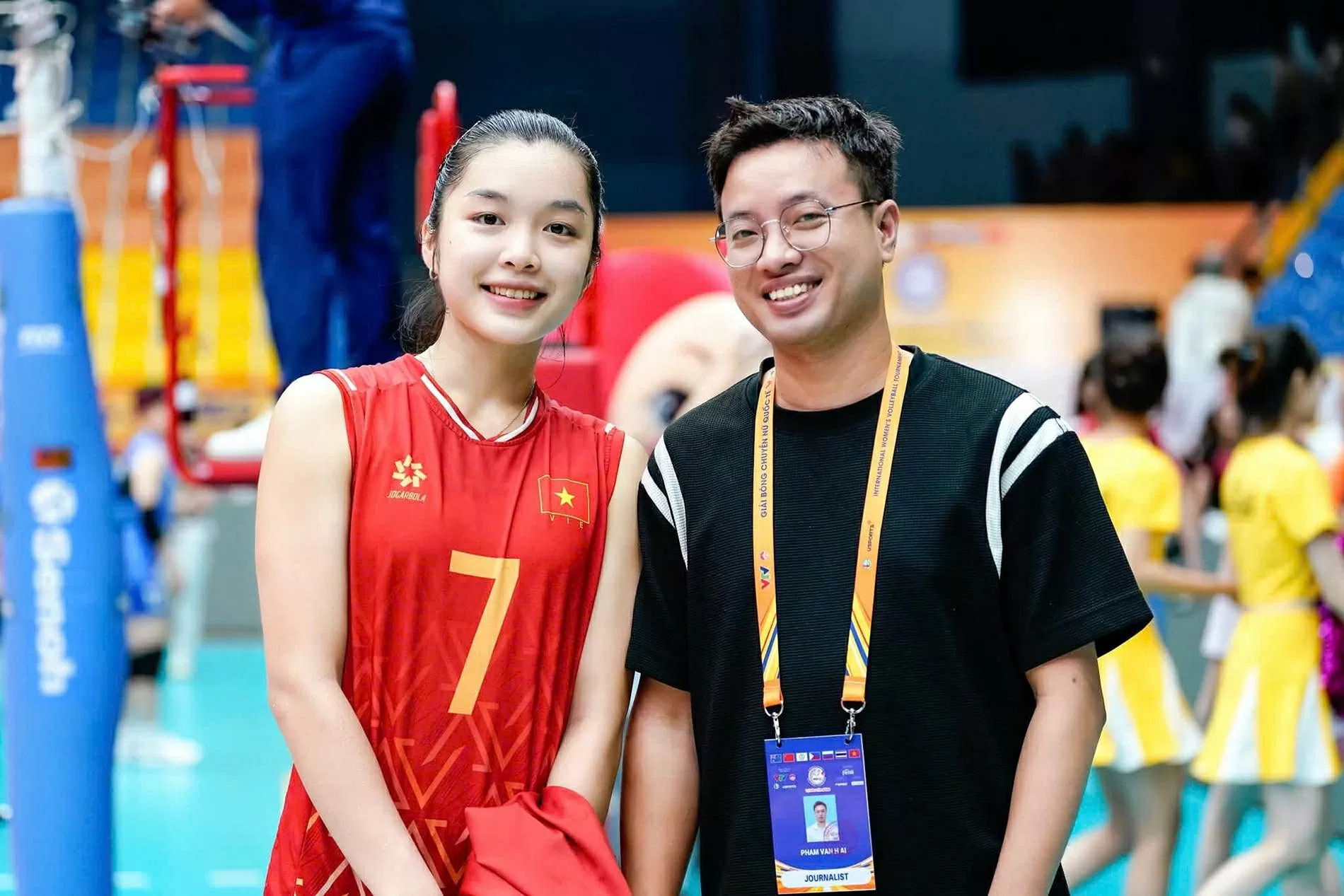 Ngây ngất vẻ đẹp của hotgirl bóng chuyền Hà Kiều Vy