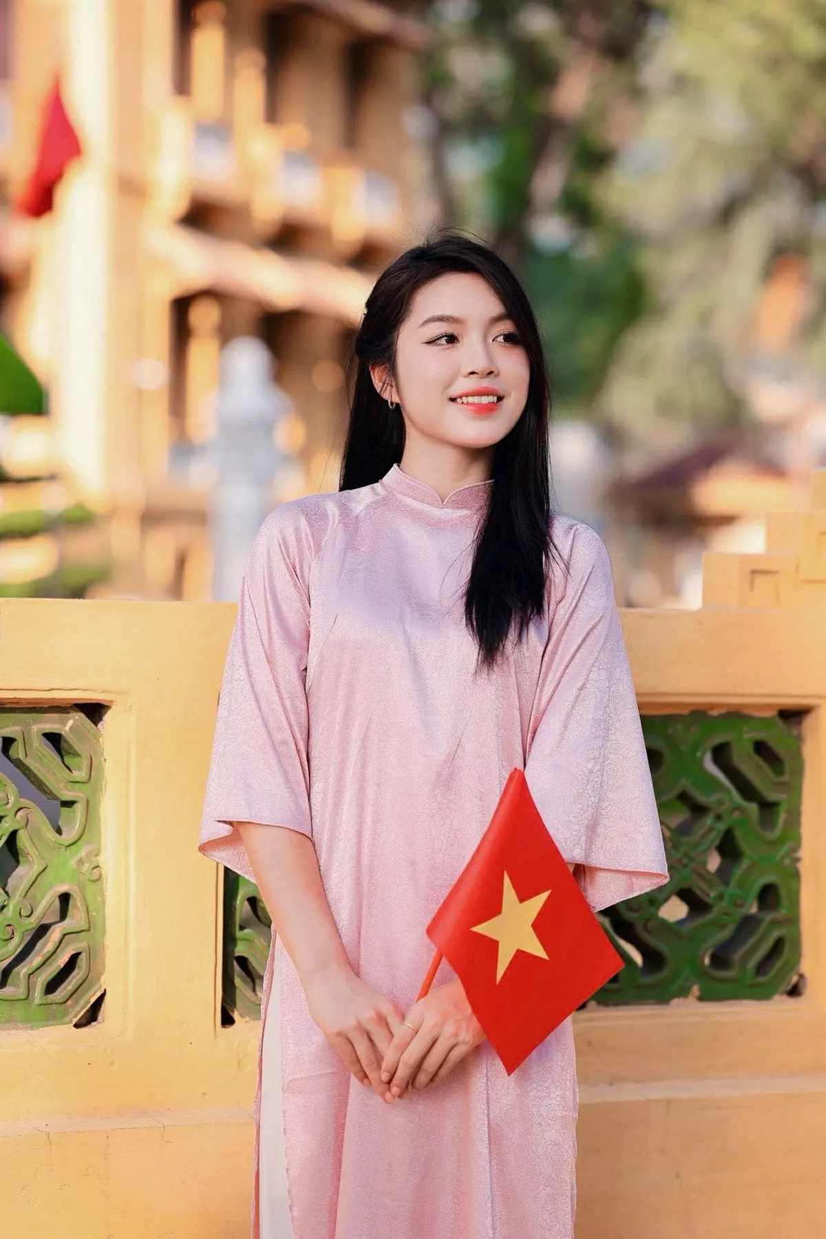 Ngây ngất vẻ đẹp của hotgirl bóng chuyền Hà Kiều Vy