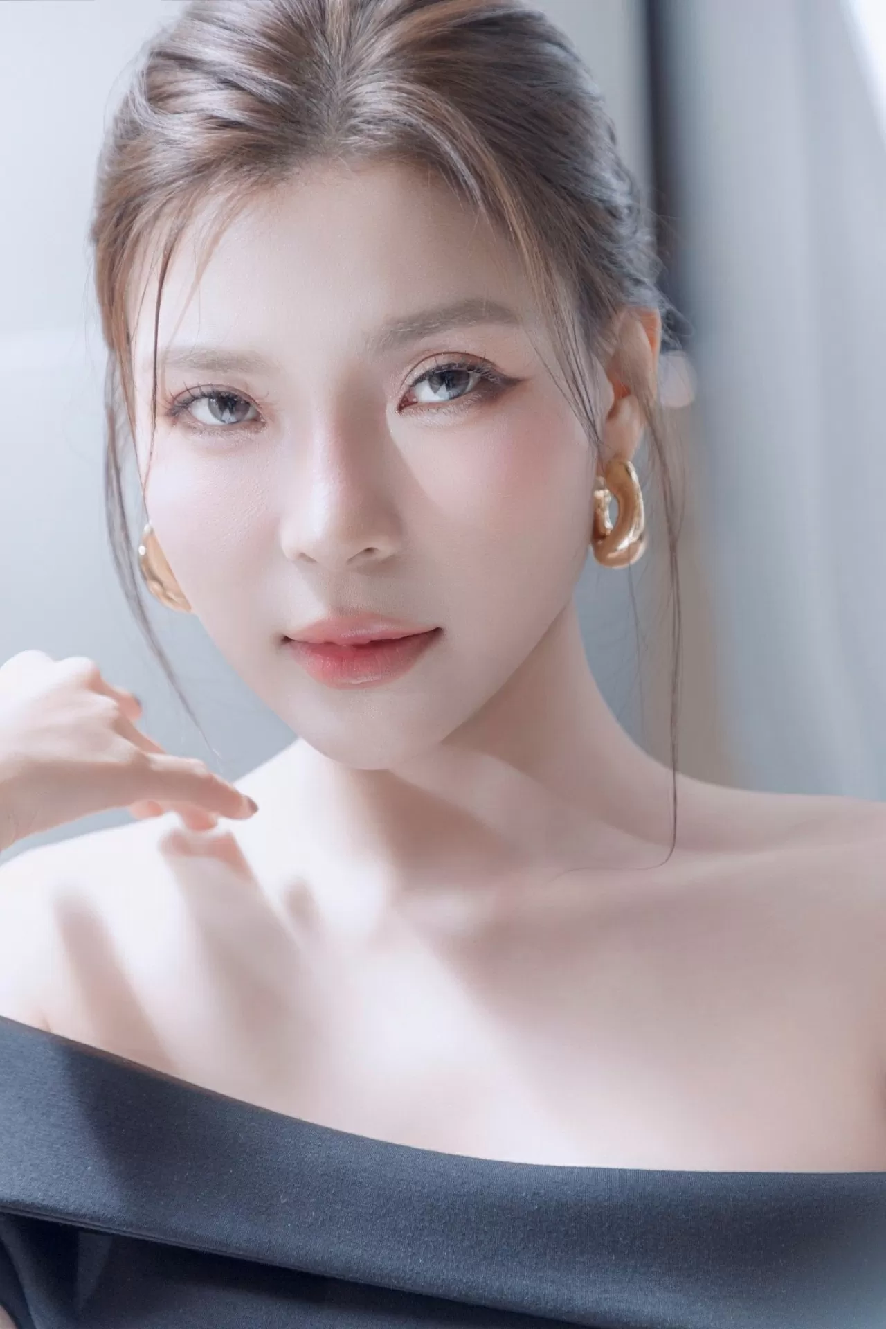 Diễn viên Thúy Diễm Diễn viên Thúy Diễm