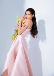 Diễn viên Thúy Diễm trẻ trung, gợi cảm tuổi 39