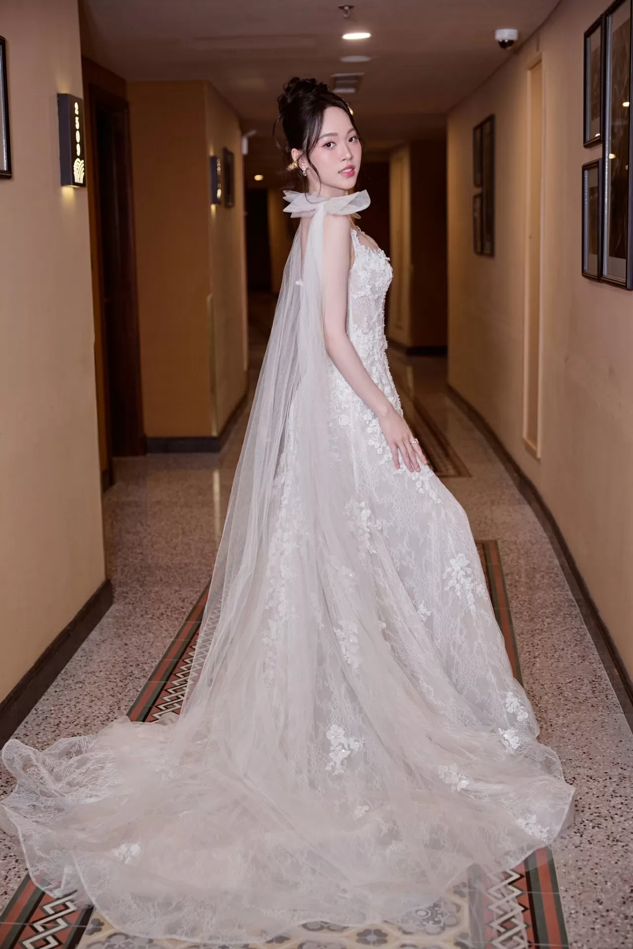 Á hậu Trịnh Thùy Linh