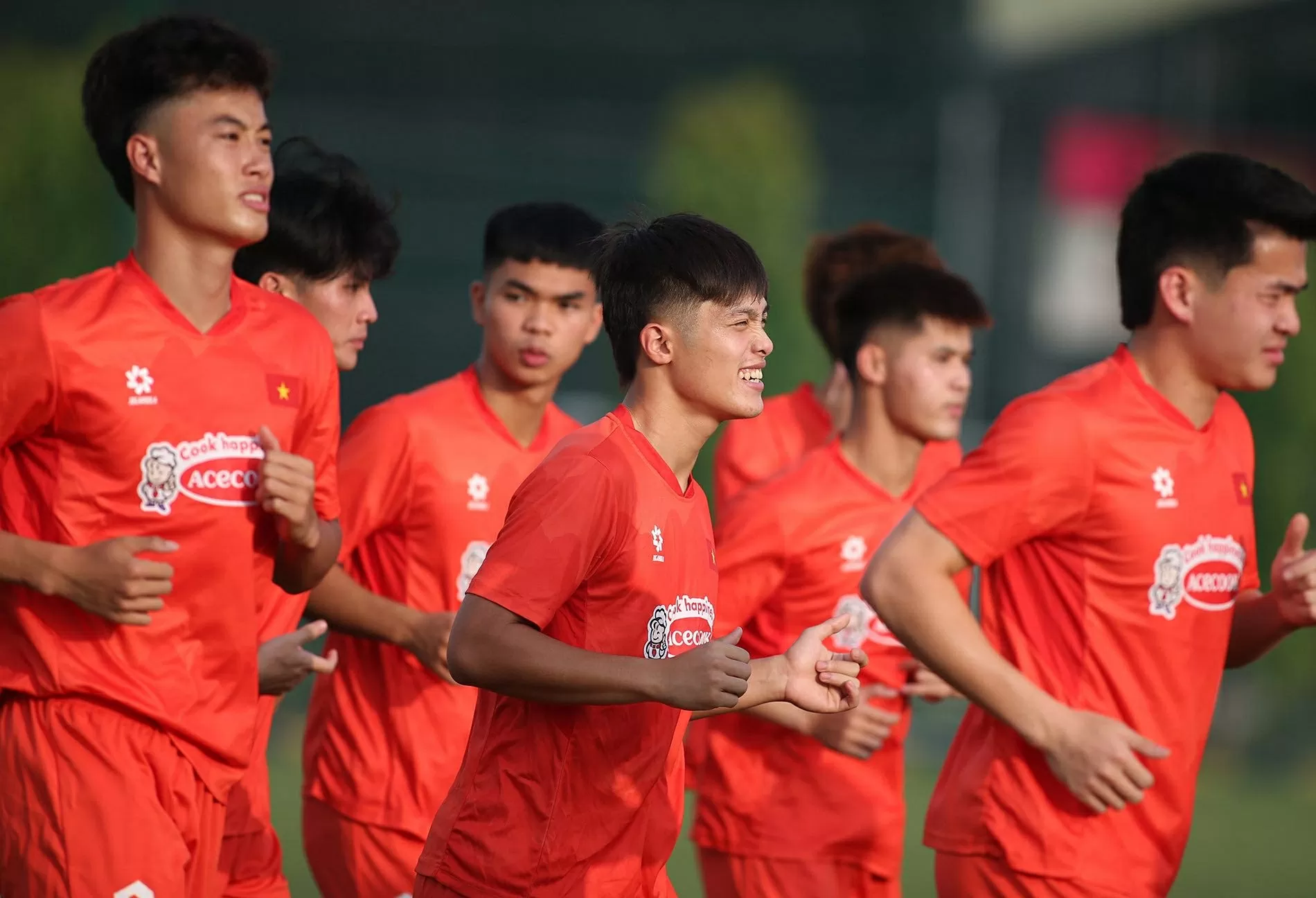 U23 Việt Nam đến Indonesia với mục tiêu bảo vệ ngôi vô địch. (Nguồn: Vietnamnet) U23 Việt Nam đến Indonesia với mục tiêu bảo vệ ngôi vô địch. (Nguồn: Vietnamnet)