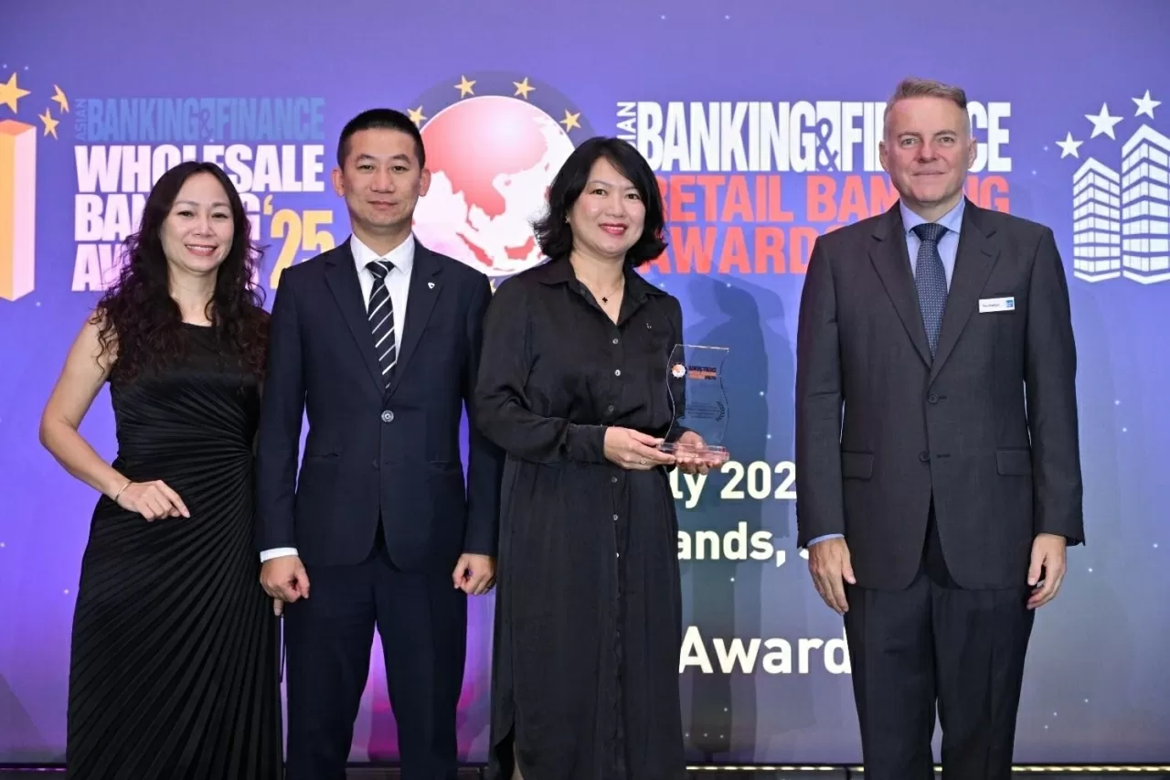 Vietcombank nhận cú đúp giải thưởng Quản trị rủi ro Asian Banking and Finance Awards 2025 Vietcombank nhận cú đúp giải thưởng Quản trị rủi ro Asian Banking and Finance Awards 2025