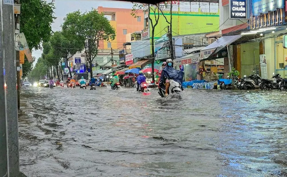 Thời tiết ngày 13/7: Mưa diện rộng