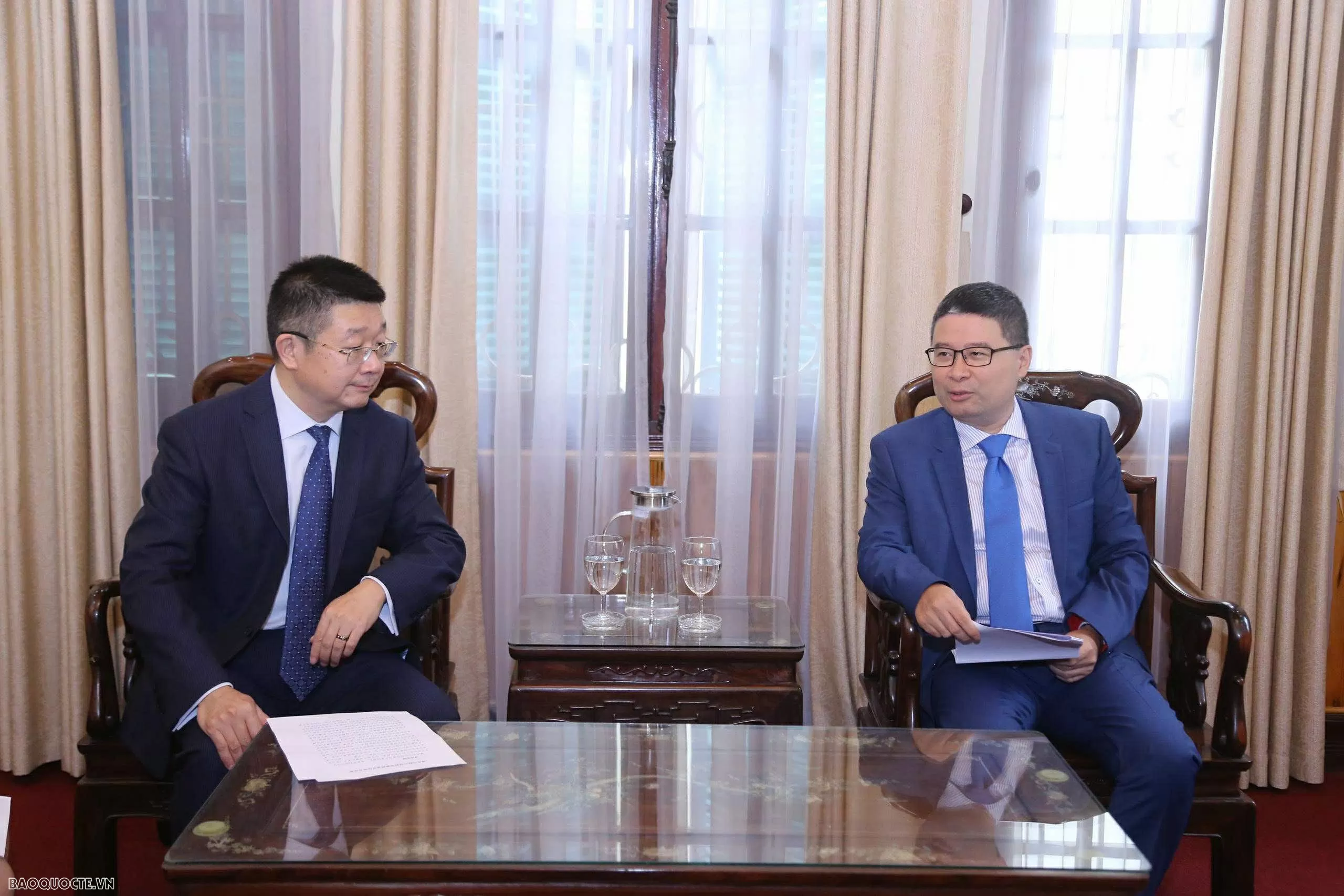 Trao Giấy chấp nhận Lãnh sự cho Tổng lãnh sự Trung Quốc tại Thành phố Hồ Chí Minh