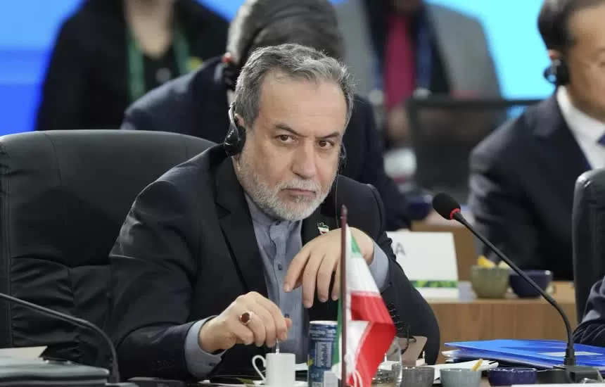 Hạt nhân Iran: Nga bác tin thỏa thuận ngầm với Mỹ, Tehran sẵn sàng đàm phán nhưng có một thứ 'không thể thương lượng' Hạt nhân Iran: Nga bác tin thỏa thuận ngầm với Mỹ, Tehran sẵn sàng đàm phán nhưng có một thứ 'không thể thương lượng'