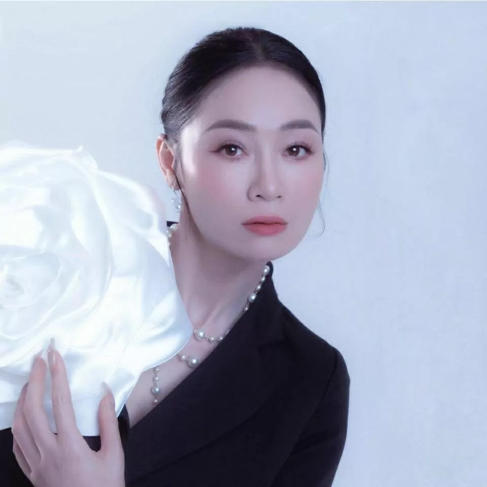 Sắc vóc trẻ trung của nghệ sĩ Quách Thu Phương Sắc vóc trẻ trung của nghệ sĩ Quách Thu Phương