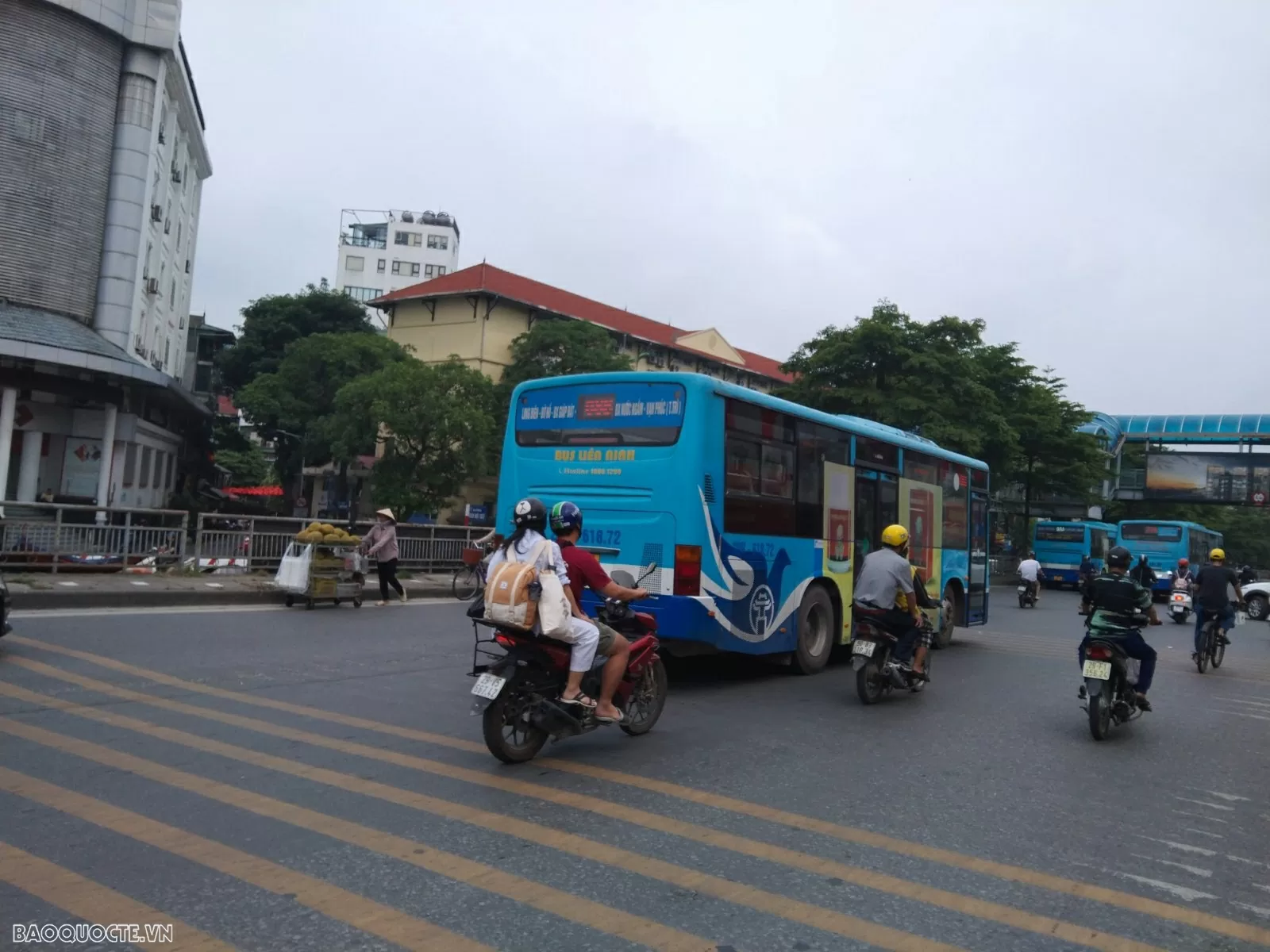 Hà Nội hỗ trợ tối đa người dân khi cấm xe máy xăng đi vào vành đai 1 từ ngày 1/7/2026